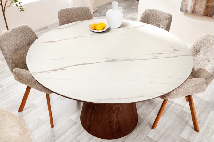 Table à manger ronde 120 cm MARBELLA – Bois de noyer & plateau céramique effet marbre blanc