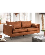 Canapé DAKOTA 195 cm – Microfibre marron antique, style rétro vintage avec pieds épingle design
