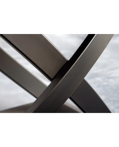 Table à manger extensible ovale EXTENSIO 130-190 cm – Plateau céramique aspect rouille et support en bronze design moderne