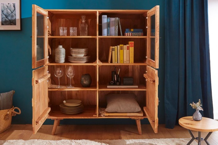 Buffet vitrine 4 portes 140 cm en bois massif d’acacia naturel RUSTIC RYTHM