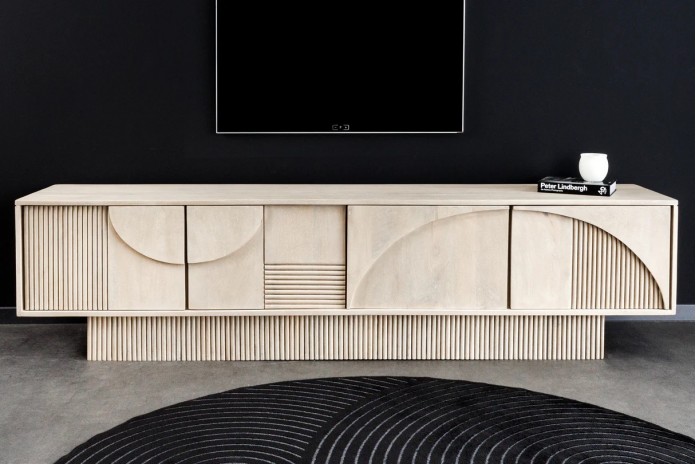 Meuble TV 4 portes 200 cm en reliefs 3D en bois de manguier blanchi NEOFORMA