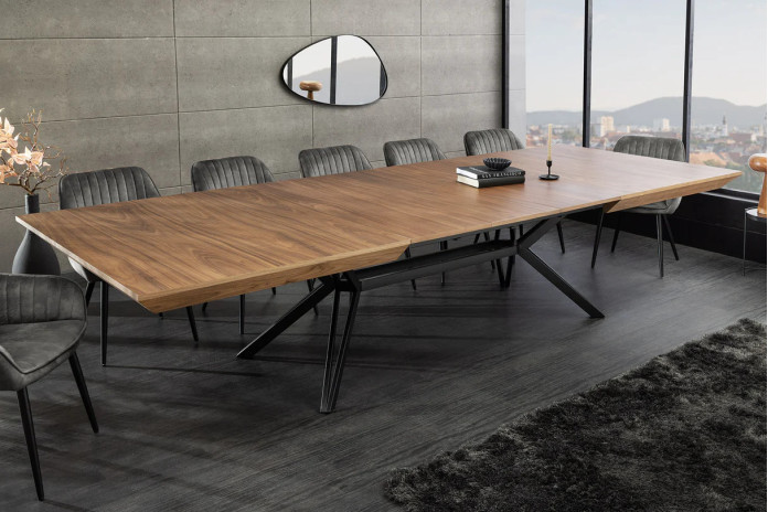 Table 12-14 couverts extensible TINA – Noyer & métal noir  Jusqu’à 320 cm de longueur –     Réunissez-vous en grand format !