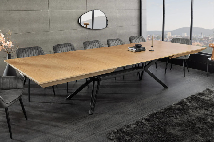 Table 12-14 couverts extensible TINA – aspect chêne naturel & métal noir  Jusqu’à 320 cm de longueur –