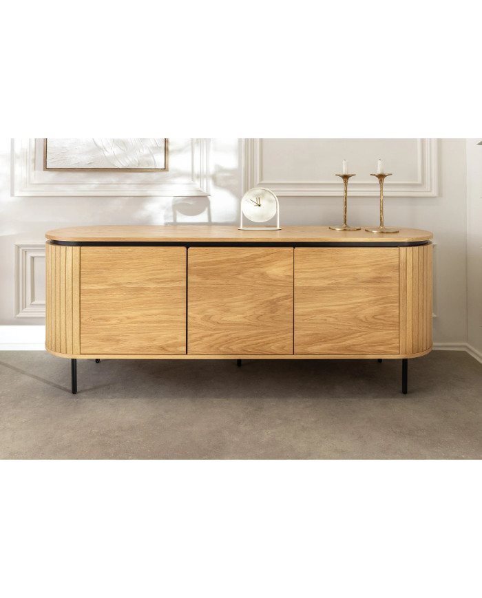Buffet ATHOS 160 cm — Chêne Naturel & Pieds Noirs métal  Le meuble qui impose l’ordre. Le style en plus.