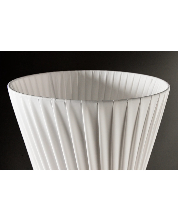 Lampadaire 180 cm avec abat-jour latex blanc & structure métal argenté LUMINA SNOW 180