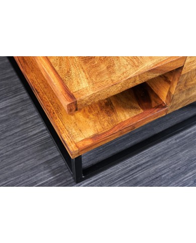Table Basse CUBO – L'Élégance du Bois Massif et du Design Artisanal