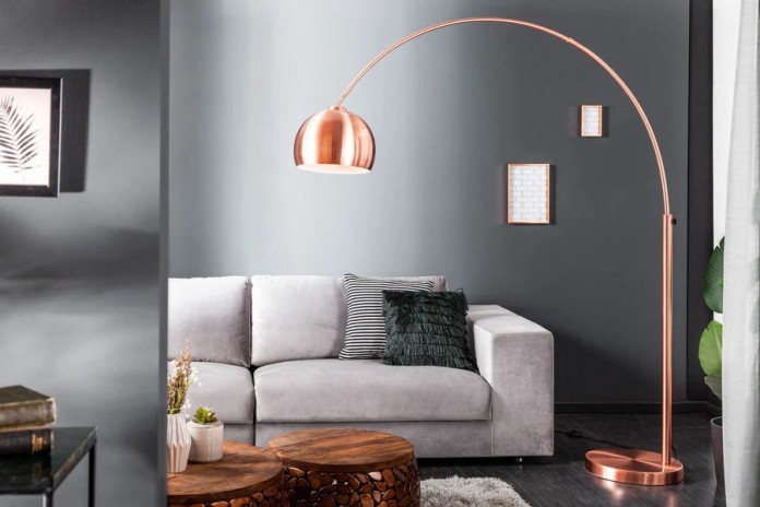 Lampadaire ajustable 170-210 cm avec base en cuivre BIG BOW