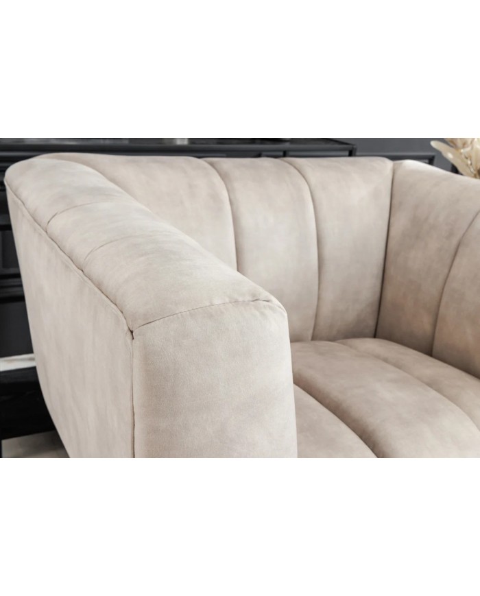 Fauteuil ultra Design rembourré velours velvet champagne et pieds noirs Noble