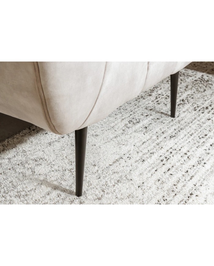 Fauteuil ultra Design rembourré velours velvet champagne et pieds noirs Noble
