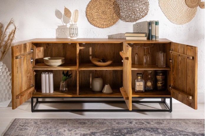 Buffet en bois massif avec reliefs 3D manguier marron et pieds en métal noir 140 cm Scorpion