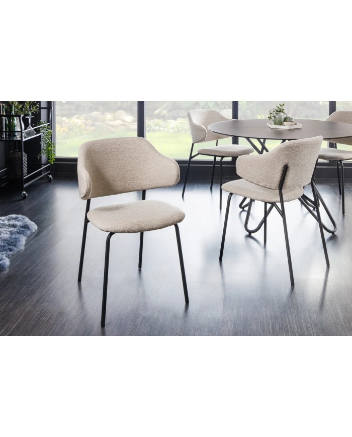 Chaise rembourrée en tissu bouclette avec pieds en métal noir Tracy Alpine