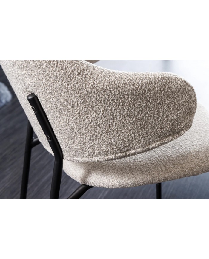 Chaise rembourrée en tissu bouclette avec pieds en métal noir Tracy Alpine